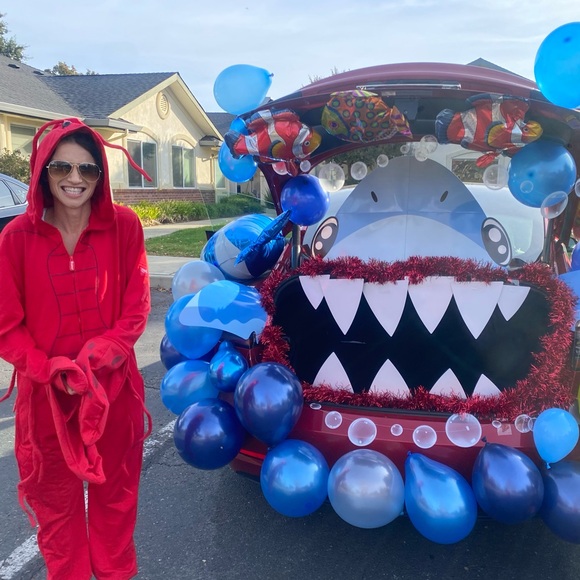 Warm for Halloween! Tipsy Elves Lobster Costume, Size XS - Picture 5 of 5